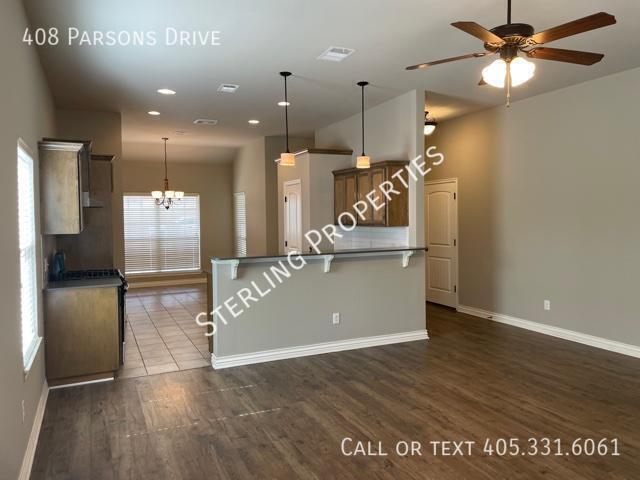 Building Photo - 408 Parsons Dr