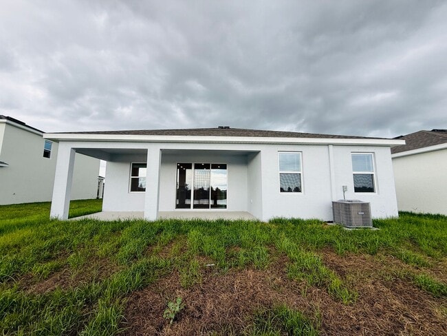 Building Photo - New build -  Be the 1st to move into this 4 bedroom home in Parish!