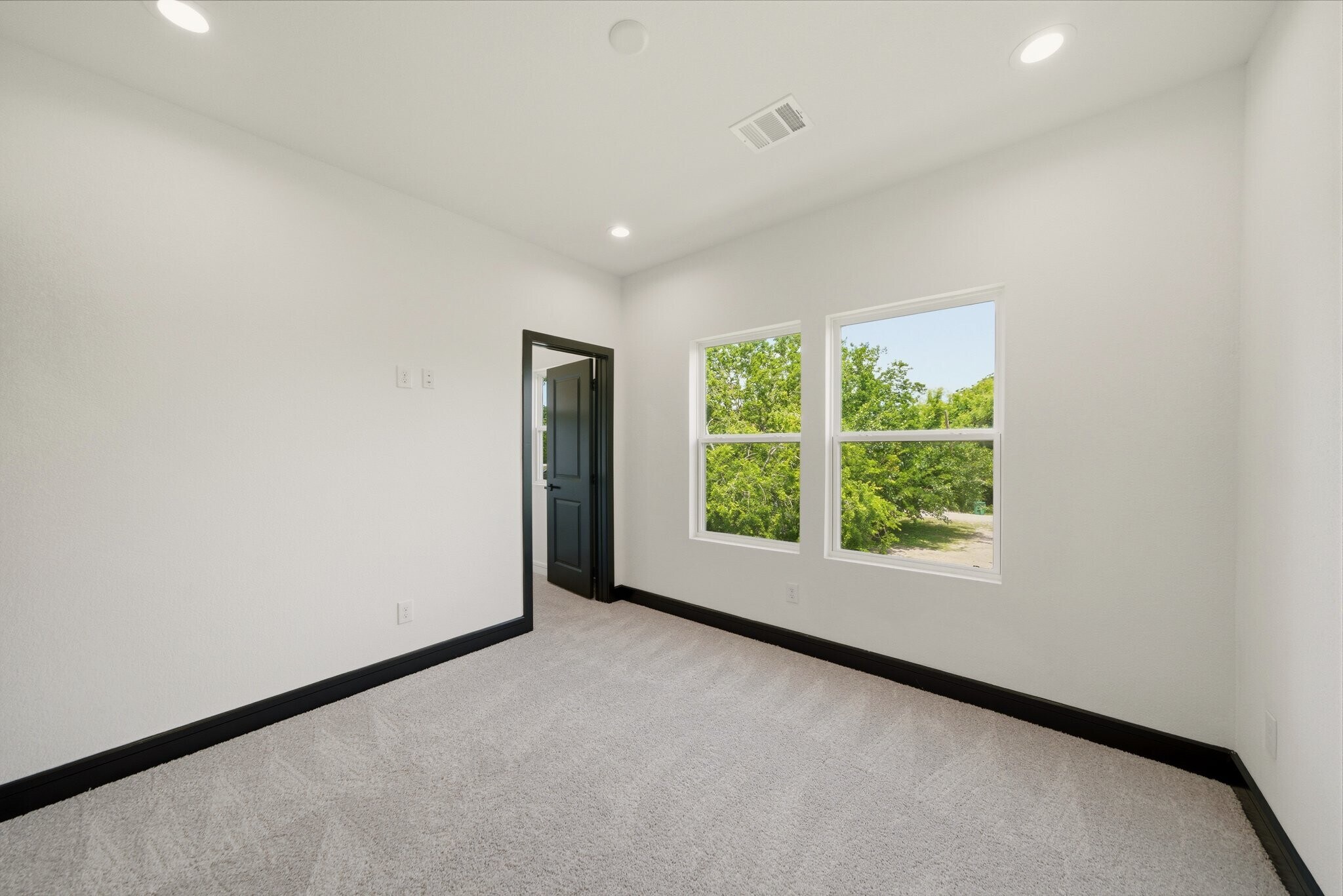 Building Photo - 4439 Gunter St