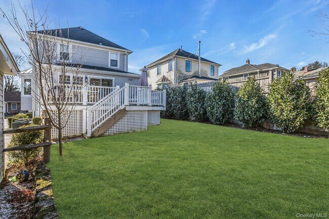 Building Photo - 32 Katherine St