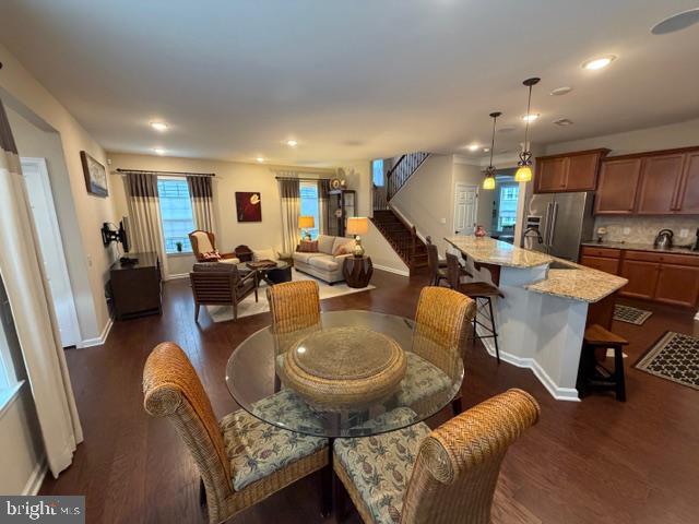 Building Photo - 528 Kerry Ct