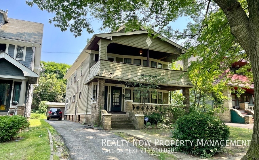Building Photo - 1647 Hillcrest Rd