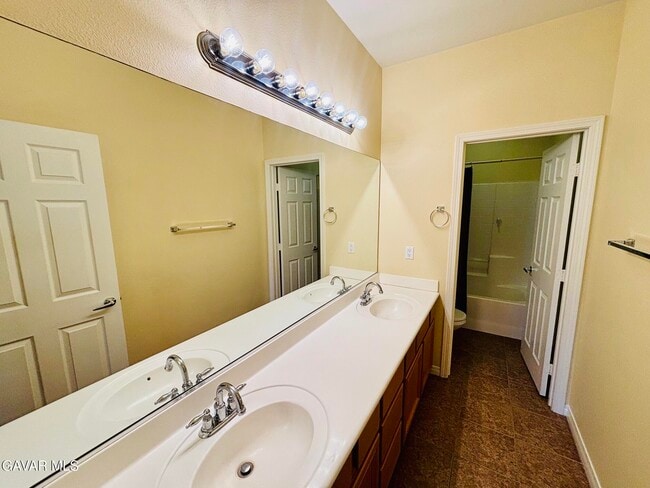 Building Photo - 4640 Trojan Ct