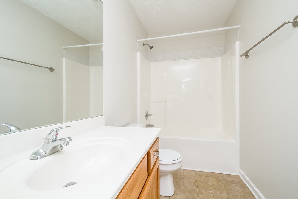 Building Photo - 3155 Hardwood Dr