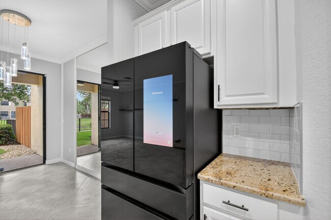 Building Photo - 10457 Wellington Parc Dr