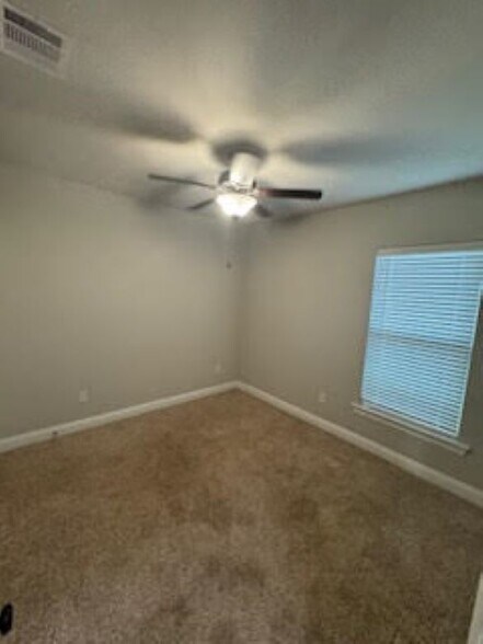 bedroom 4 - 7463 Knollwood Ct