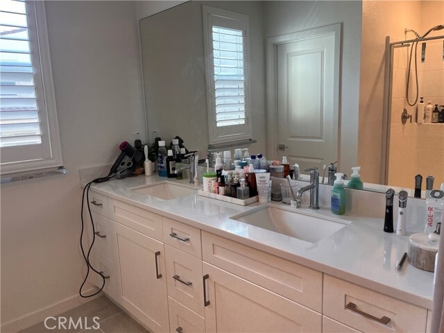 Building Photo - 9831 La Serna Dr