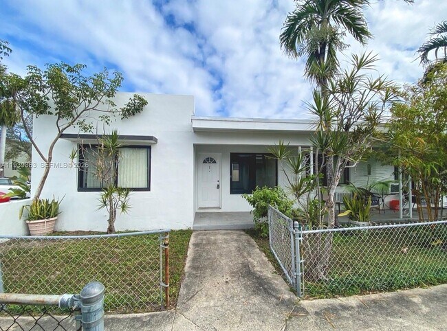 Building Photo - 650 83rd St