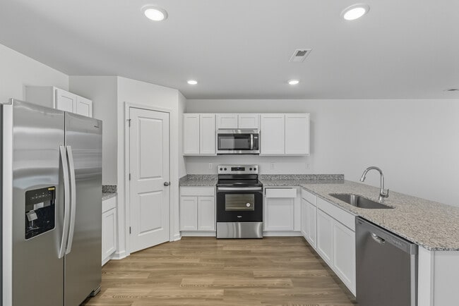 Building Photo - Viking Cove