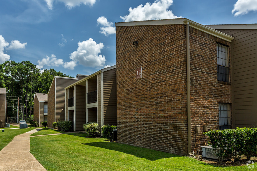 Primary Photo - Westwood Village Apartments