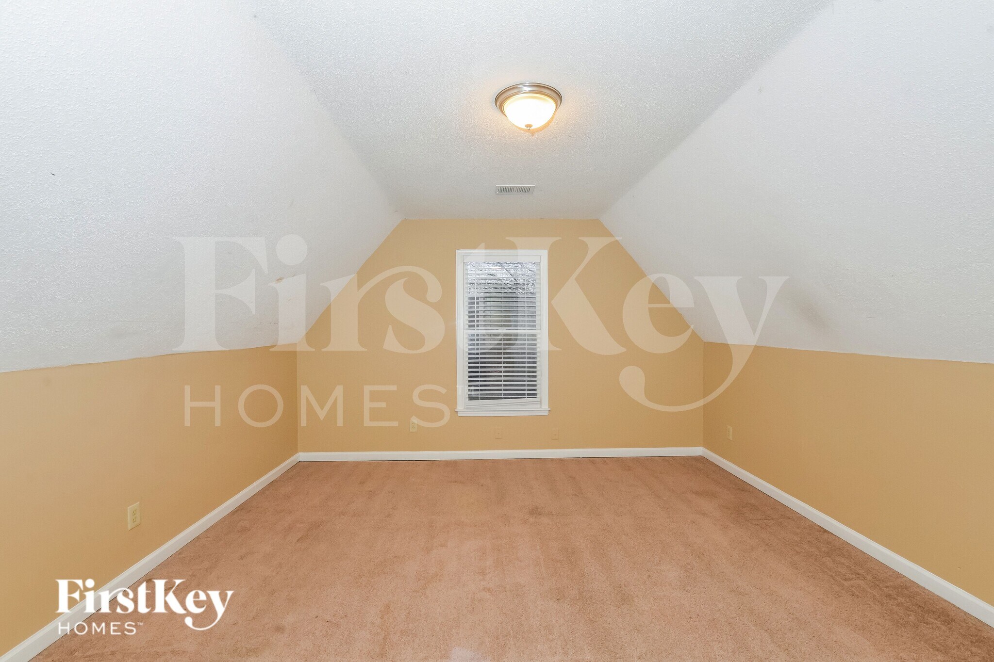 Building Photo - 9329 Barrow Dr