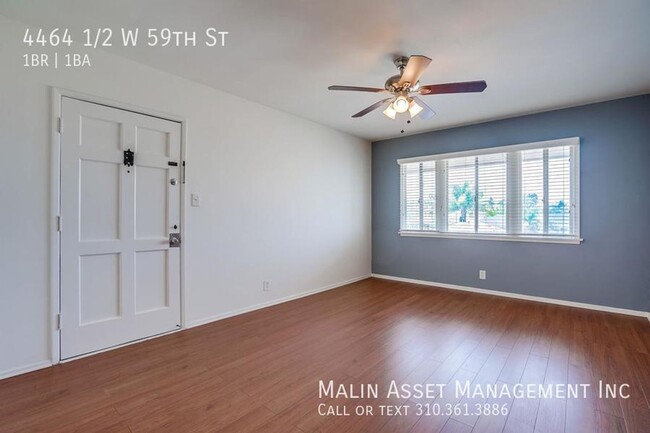 Interior Photo - 4460 - 4466 1/2 W. 59th St
