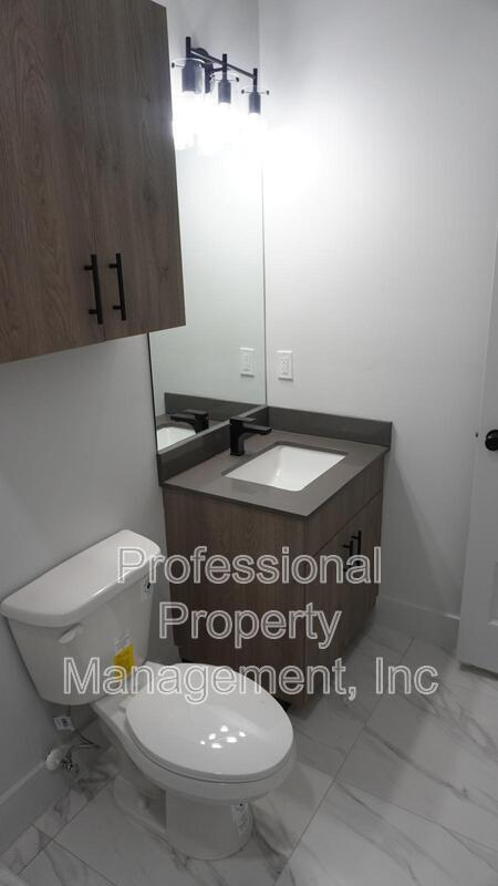 Building Photo - 2813 Bravo Rd