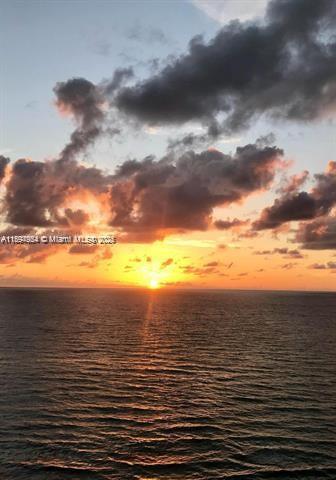 Building Photo - 2501 S Ocean Dr