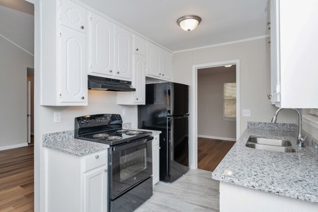 Building Photo - Irondale 4BR / 2BA Home – A Must See!