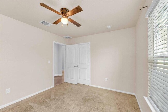 Building Photo - 18125 Ryegate Dr