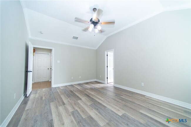 Building Photo - 2410 Big Divide Rd