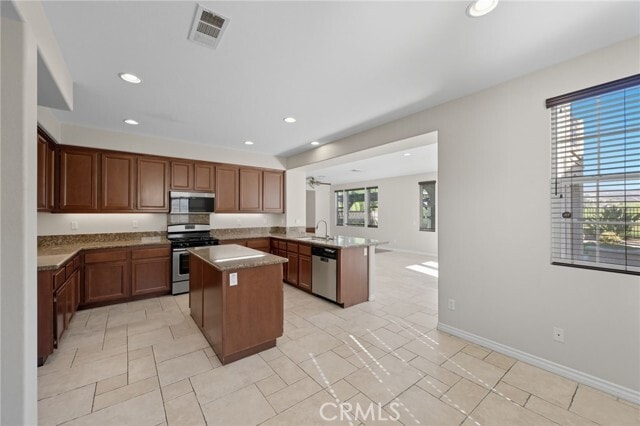 Building Photo - 2965 Breezy Meadow Cir