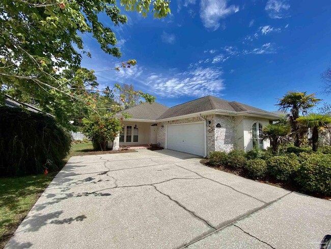 Building Photo - 4114 Oak Pointe Dr