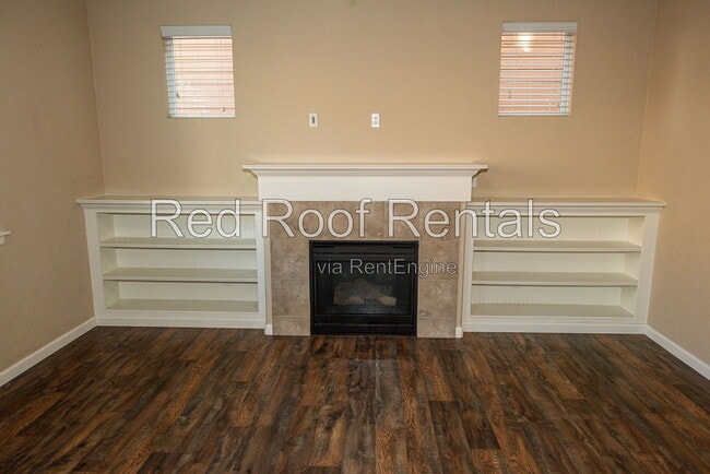 Building Photo - 1441 Farina Lp SE