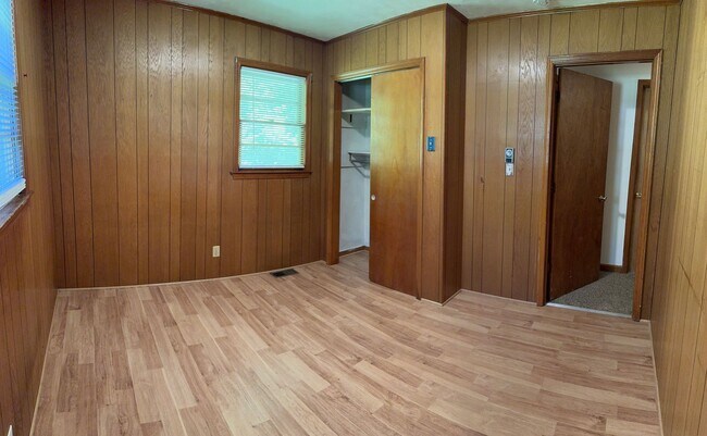 Building Photo - The Willows