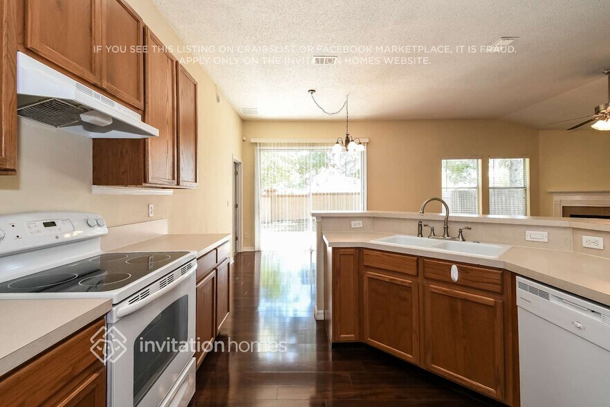Building Photo - 12580 Brookchase Ln