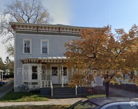 Building Photo - 206-208-208 N Champlain St