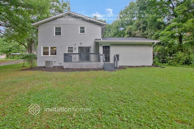 Building Photo - 4600 Timrose Rd NW