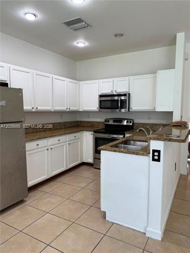 Building Photo - 3467 W 89th Terrace