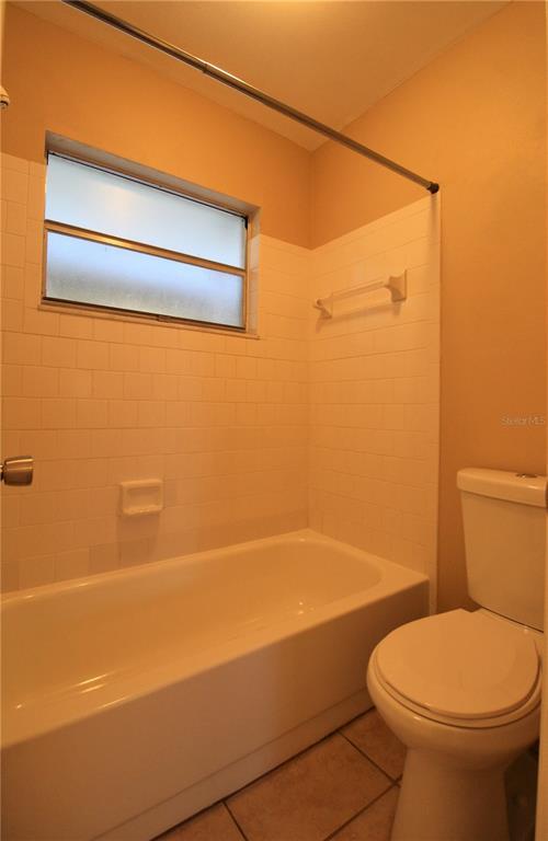 Building Photo - 5509 Fountain Lake Cir