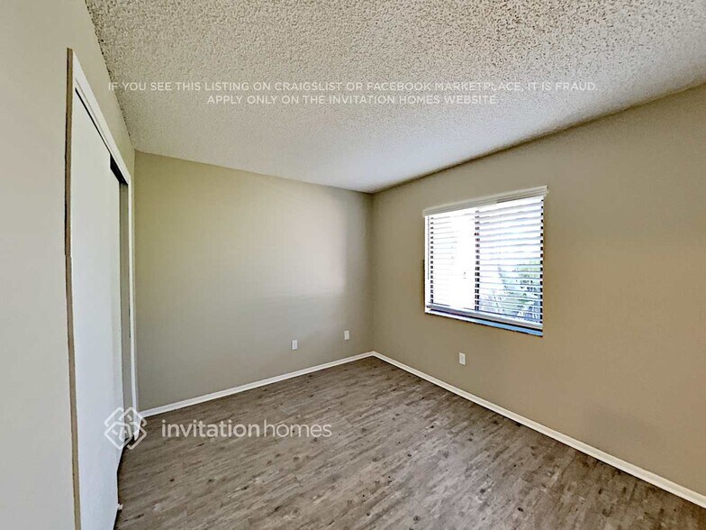 Building Photo - 517 Eastport Dr