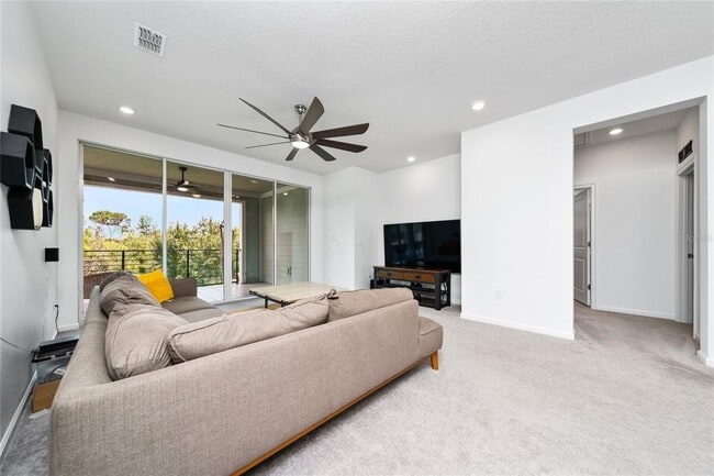 Building Photo - 7699 Bowery Dr