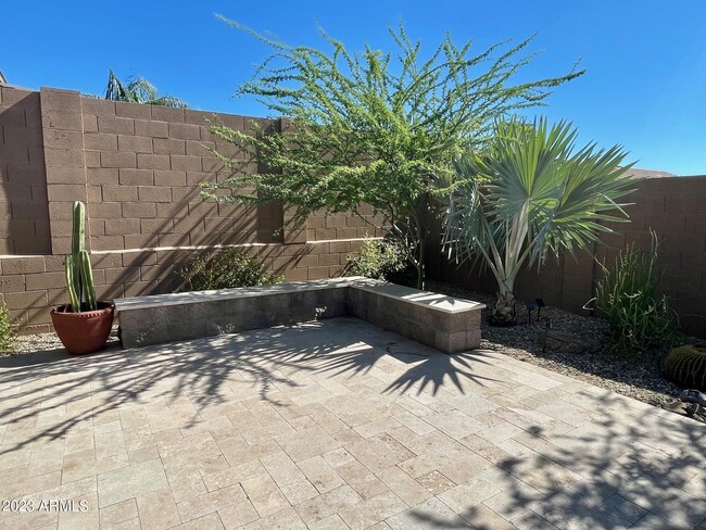 Building Photo - 7159 W Desert Mirage Dr