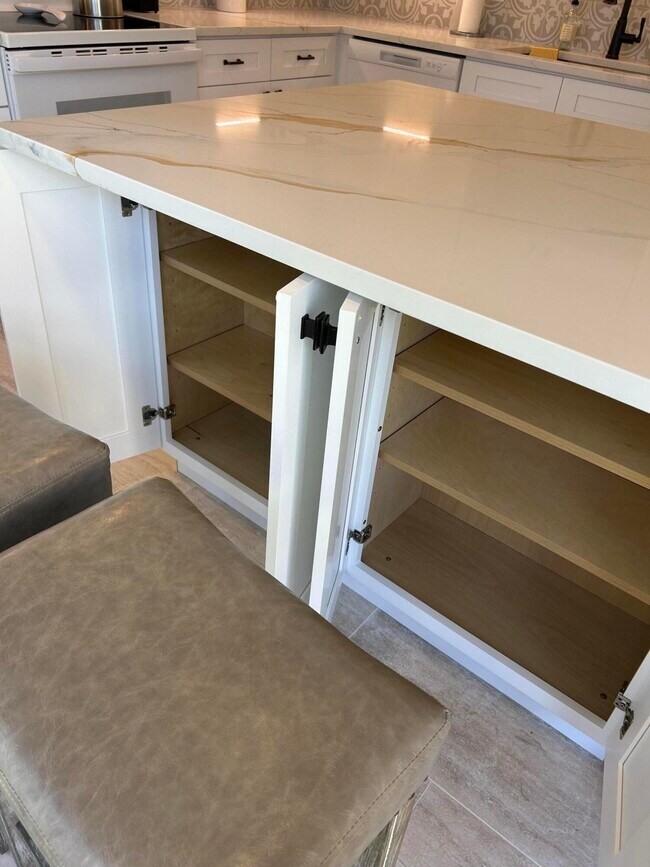 Building Photo - 13383 Bedford Mews Ct