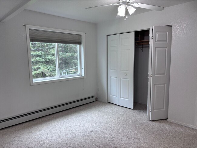 Building Photo - 3555 N Snow Goose Dr