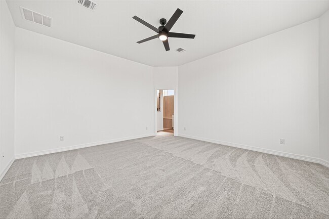 Building Photo - 5210 Hazel Vis Ln