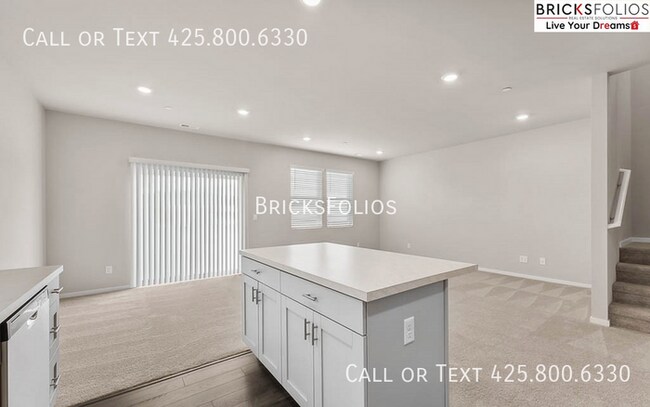 Building Photo - Soothing Retreat in Stunning Bremerton