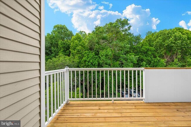 Building Photo - 6330 Bayberry Ct