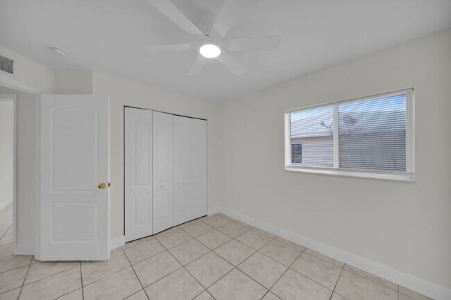 Building Photo - 2033 Andalusia Blvd