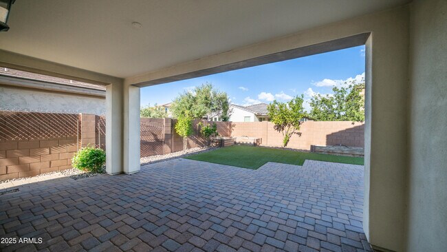 Building Photo - 4349 S Helix