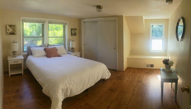 Building Photo - 1428 Crown Ave