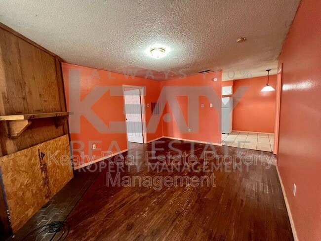 Building Photo - 108 Meudon St