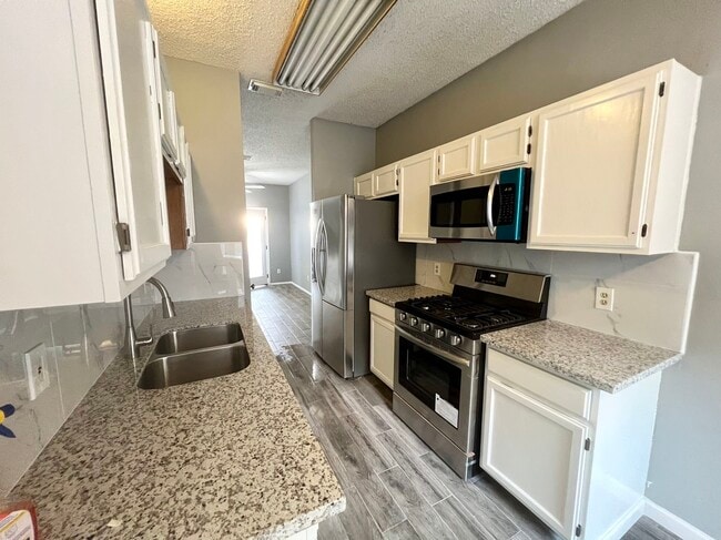 Building Photo - 8035 Trail Side Dr