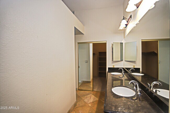 Building Photo - 10575 E Mission Ln