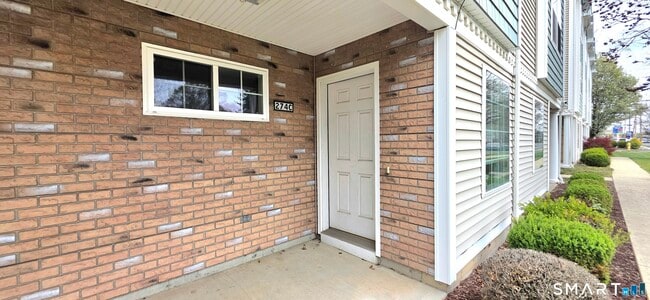 Building Photo - 274 Bridgeport Ave