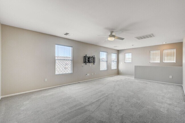 Building Photo - Stunning Southern Highlands Two Story