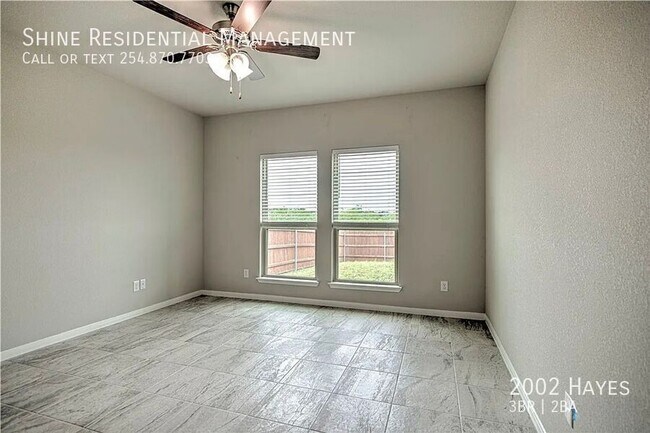 Building Photo - 2002 Hayes-