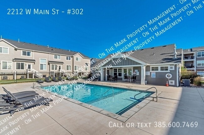 Building Photo - 2212 W Main St