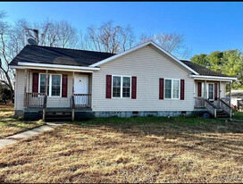 Building Photo - 1772 Totuskey Church Rd