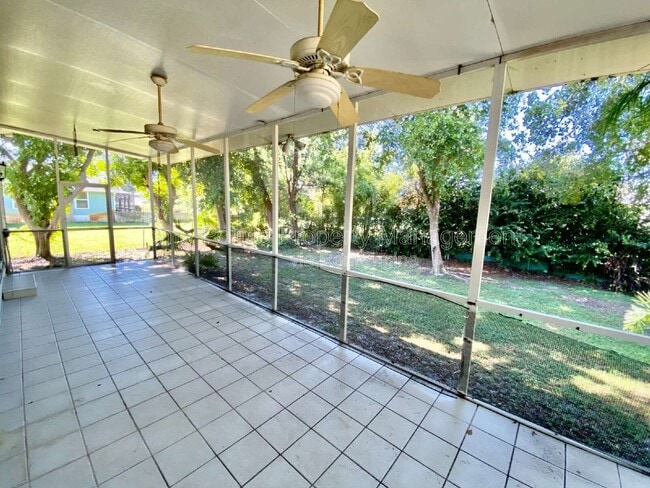 Building Photo - 8189 Sandpiper Rd